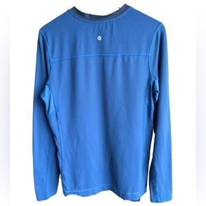 Lululemon Men’s Blaze Long Sleeve‎ Blue Strip Shirt Size Medium